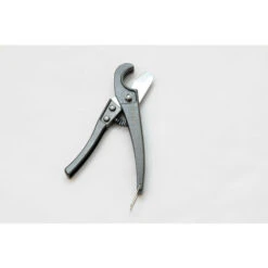 UNDERFLOOR HEATING PIPE CUTTER